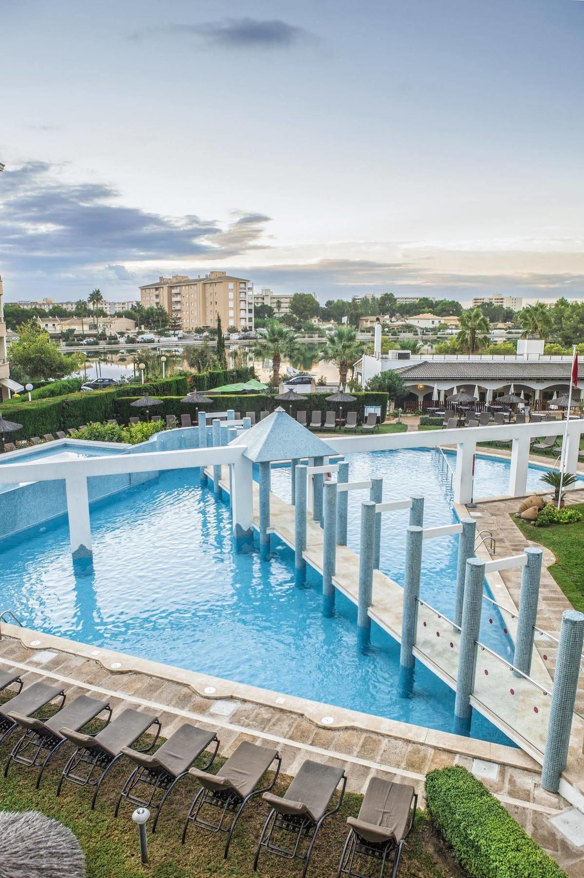 Aparthotel Ona Garden Lago à Port d'Alcúdia Extérieur photo